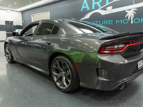 Used 2019 Dodge Charger R/T image 10
