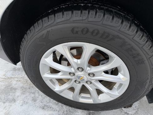 Used 2020 Chevrolet Equinox LS image 5