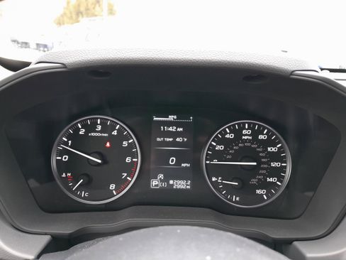 Certified 2025 Subaru Crosstrek 2.0i Premium image 19