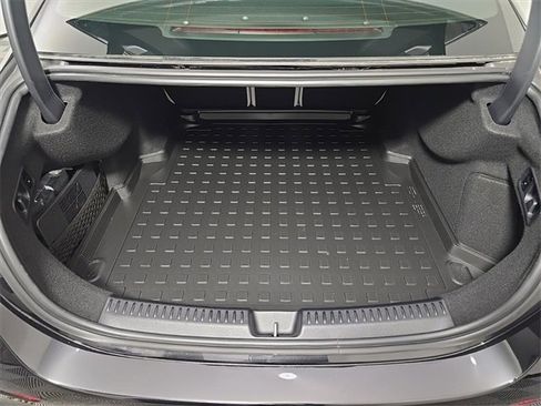 New 2026 Mercedes-Benz E 450 4MATIC Sedan image 13