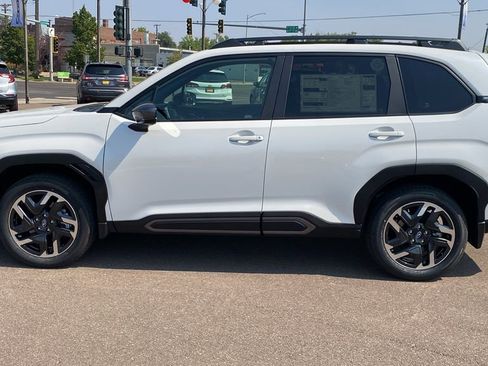 Used 2025 Subaru Forester Limited image 8