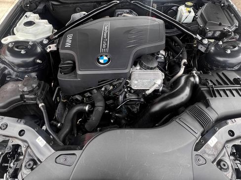 Used 2014 BMW Z4 sDrive28i RWD image 17