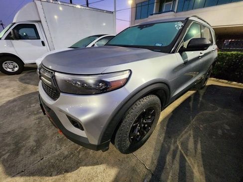 Used 2022 Ford Explorer Timberline image 2