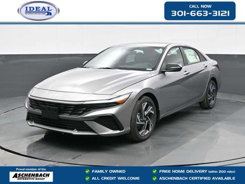 Certified 2025 Hyundai Elantra Sport image 1