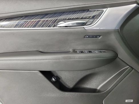 Certified 2024 Cadillac XT6 Premium Luxury FWD image 20