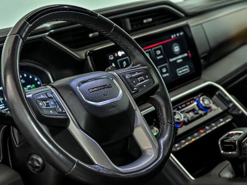 Used 2023 GMC Sierra 1500 Denali AWD/4WD image 17