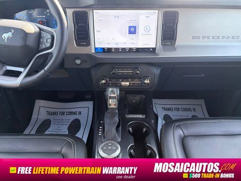 Used 2025 Ford Bronco Outer Banks AWD/4WD image 15