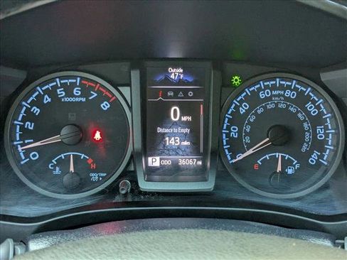 Used 2022 Toyota Tacoma TRD Sport image 13