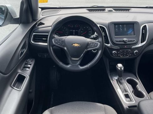 Used 2018 Chevrolet Equinox LT FWD image 14