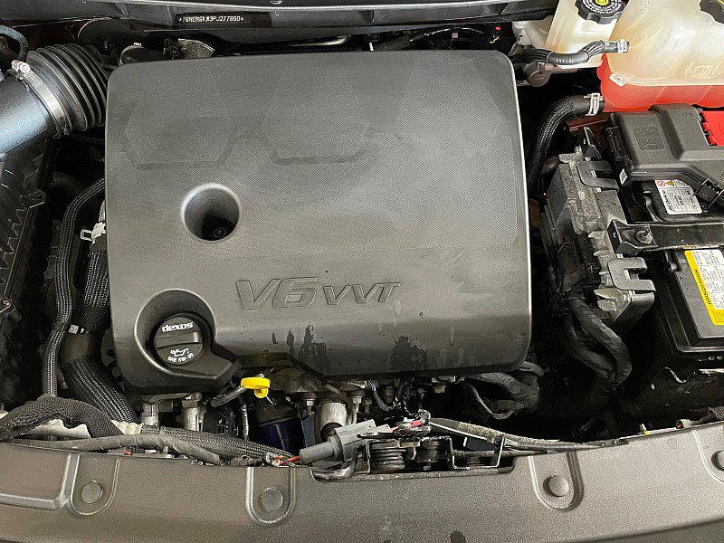 Used 2023 Chevrolet Traverse LT FWD image 27