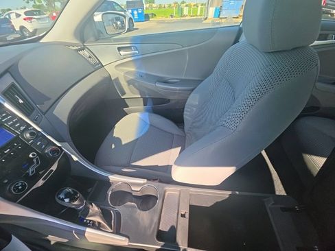 Used 2012 Hyundai Sonata GLS FWD image 22