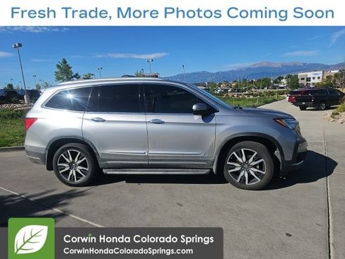 Used 2019 Honda Pilot Touring image 2