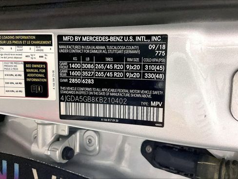 Used 2019 Mercedes-Benz GLE 400 4MATIC image 45