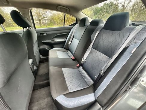 Used 2025 Nissan Versa SV image 24