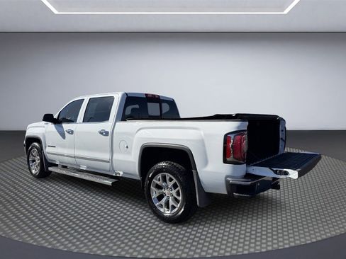 Used 2018 GMC Sierra 1500 SLT image 4