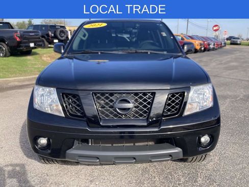 Used 2021 Nissan Frontier SV w/ Midnight Edition Floor Mats AWD/4WD image 9