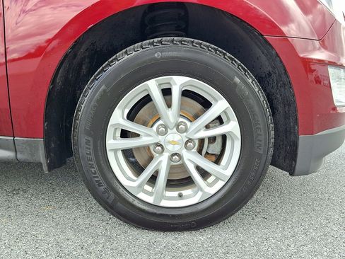 Used 2017 Chevrolet Equinox LT AWD/4WD image 9