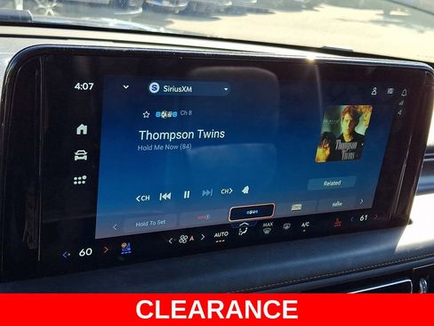 Used 2025 Lincoln Aviator AWD image 17