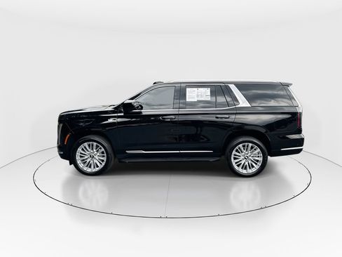 Used 2025 Cadillac Escalade Premium Luxury AWD/4WD image 5