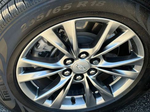 Used 2021 Cadillac XT5 Premium Luxury FWD image 12