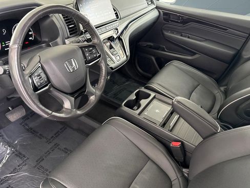 Certified 2025 Honda Odyssey Elite image 4