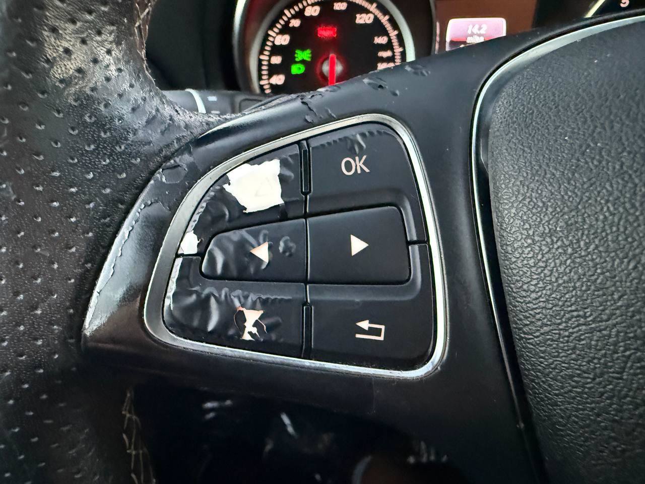 Used 2018 Mercedes-Benz CLA 250 image 43