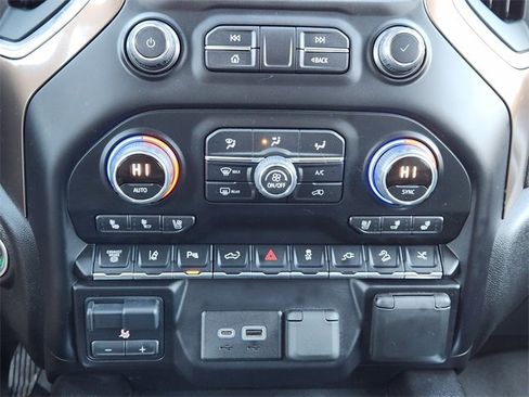 Used 2022 Chevrolet Silverado 2500 High Country w/ Z71 Off-Road Package image 14