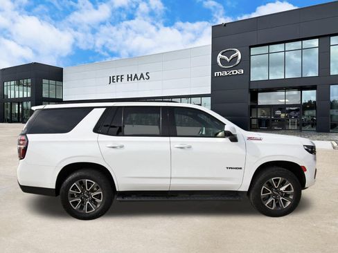 Used 2023 Chevrolet Tahoe Z71 w/ Luxury Package AWD/4WD image 5