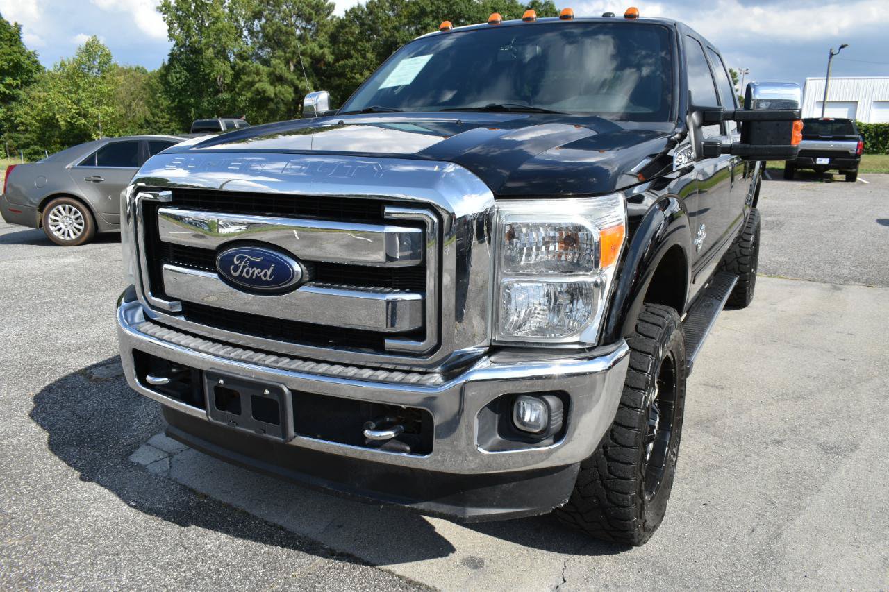 Used 2016 Ford F250 Lariat w/ Lariat Ultimate Package AWD/4WD image 2