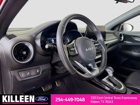 Used 2024 Kia Forte GT-Line w/ GT-Line Premium Package FWD image 11