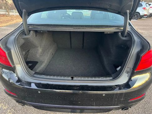 Used 2019 BMW 530i w/ Convenience Package image 18