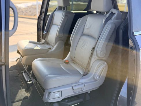 Used 2019 Honda Odyssey EX-L image 9