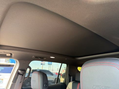 Used 2024 Chevrolet Traverse RS w/ LPO, Floor Liner Package image 11