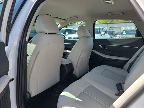 New 2026 Hyundai Sonata SEL FWD image 9