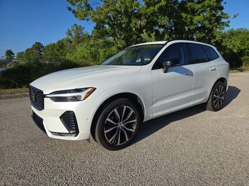Used 2025 Volvo XC60 B5 Plus w/ Protection Package Premier AWD/4WD image 1