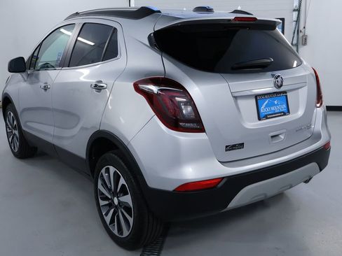 Used 2022 Buick Encore Preferred w/ Safety Package image 5