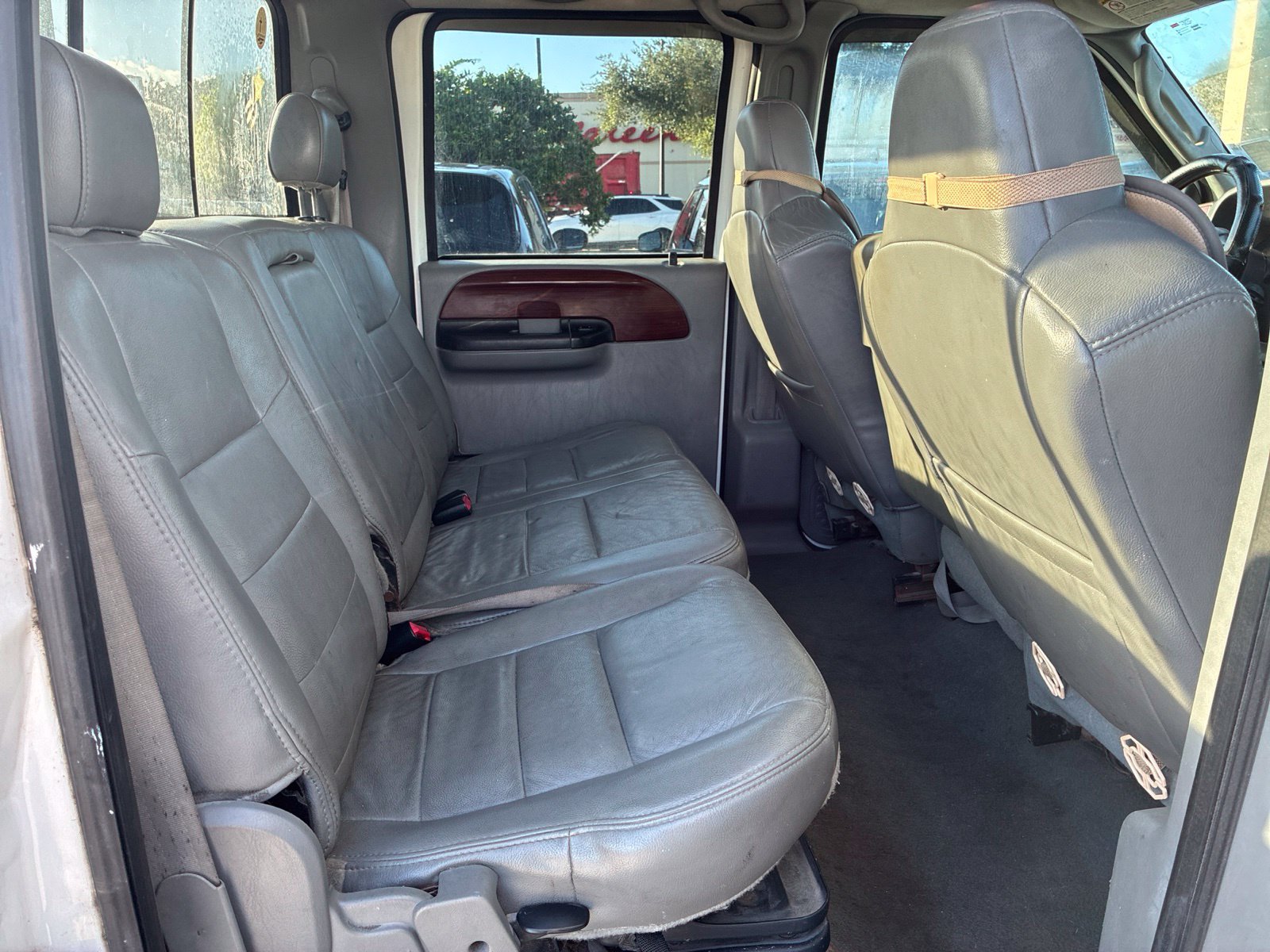 Used 2005 Ford F250 Lariat AWD/4WD image 11