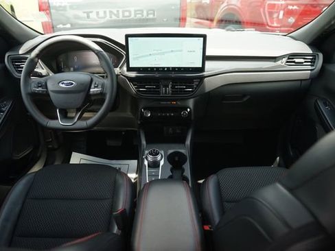 Used 2025 Ford Escape ST-Line w/ Tech Pack #1 FWD image 20