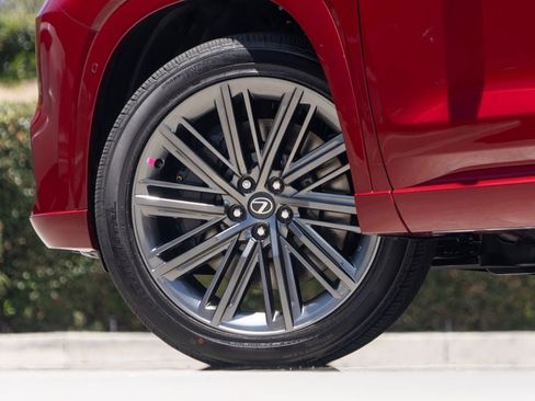 New 2026 Lexus TX 550h AWD Plug-In Hybrid image 8