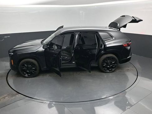 Used 2025 BMW XM image 17