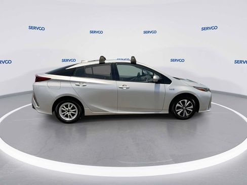 Used 2020 Toyota Prius Prime LE FWD image 9