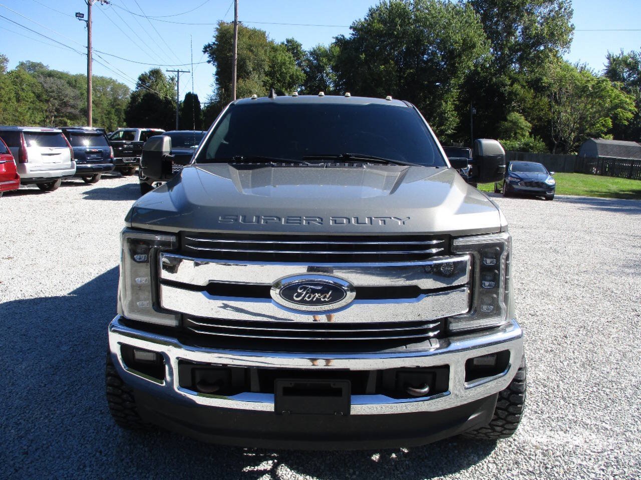 Used 2019 Ford F350 Lariat w/ Camper Package AWD/4WD image 8