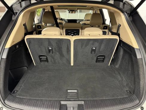 Used 2023 Acura MDX SH-AWD w/ Technology Package image 39