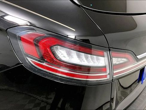 Used 2023 Lincoln Nautilus Reserve image 29