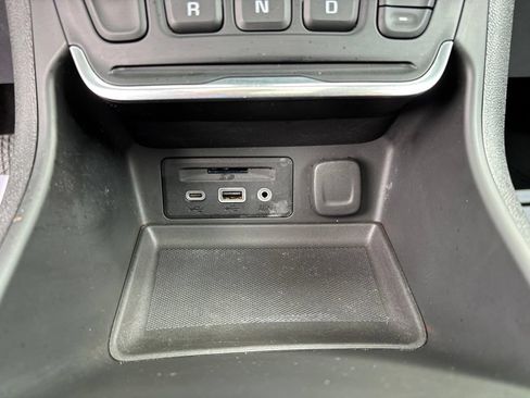 Used 2021 GMC Terrain SLT w/ LPO, Floor Liner Package AWD/4WD image 26
