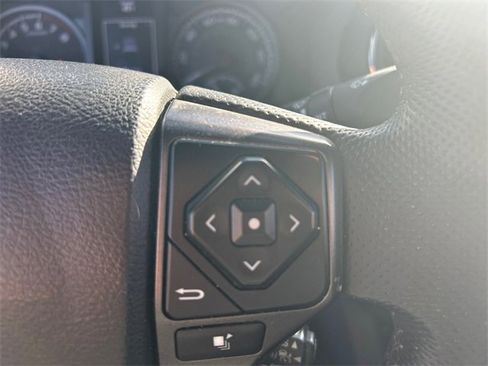 Used 2023 Toyota Tacoma TRD Sport image 14