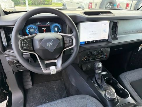 New 2026 Ford Bronco 2-Door AWD/4WD image 11