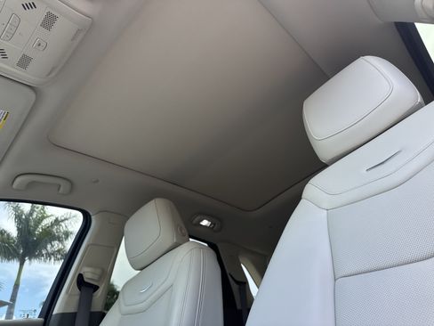 Used 2021 Cadillac XT5 Premium Luxury w/ LPO, Floor Liner Package FWD image 22