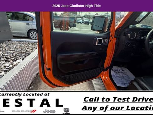 Used 2025 Jeep Gladiator Sport image 23
