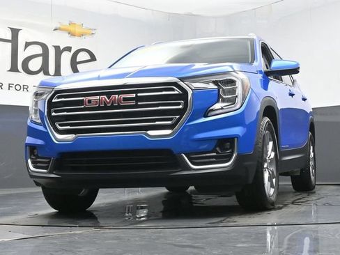 Used 2024 GMC Terrain SLT w/ Infotainment Package II AWD/4WD image 57